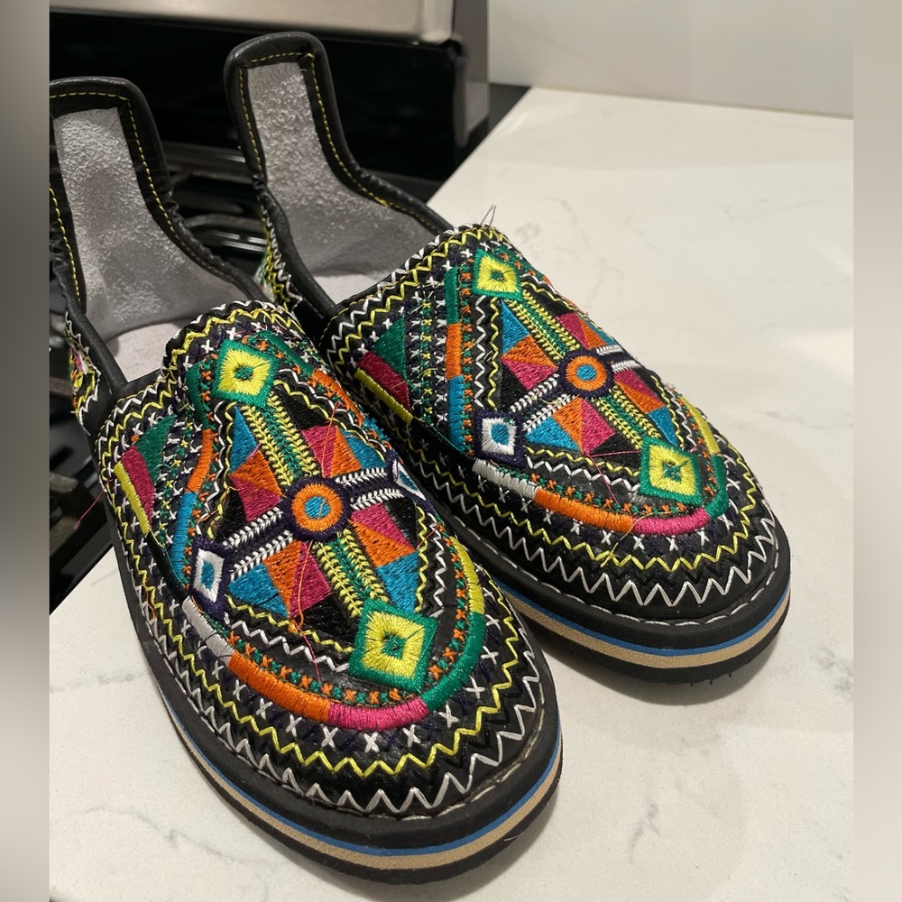 Nwot Hand Crafted Multi Colored Moroccan Embroide… - image 1
